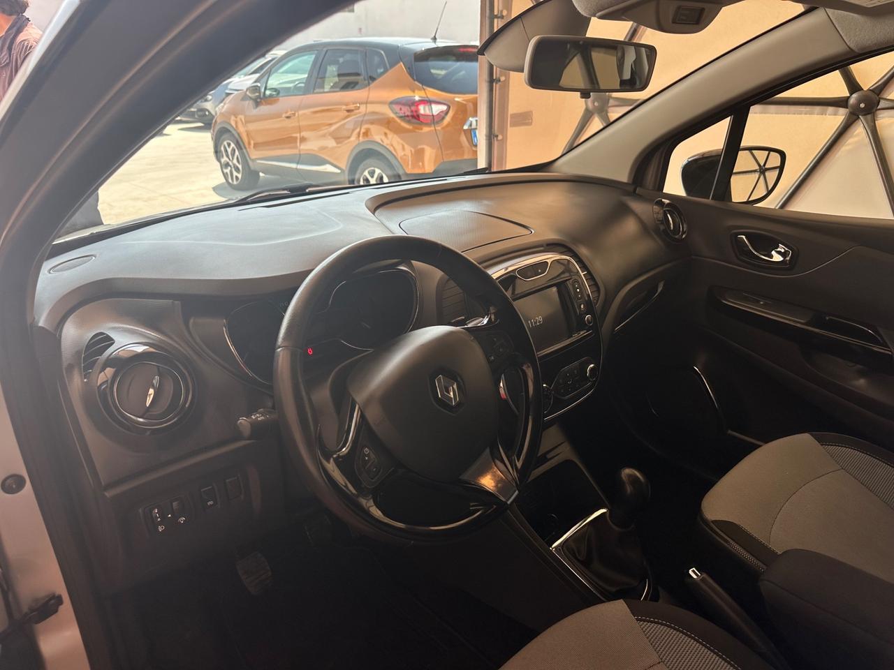 Renault Captur 1.5 dCi 8V 90 CV EDC Energy R-Link