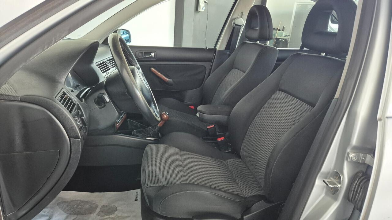 Volkswagen Bora 1.6 16V cat Highline
