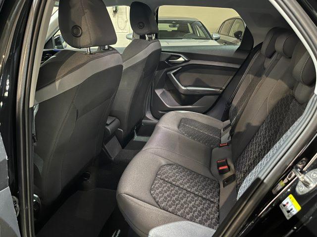 AUDI A1 SPB 30TFSI Stronic Sline Identity Black "18 S line