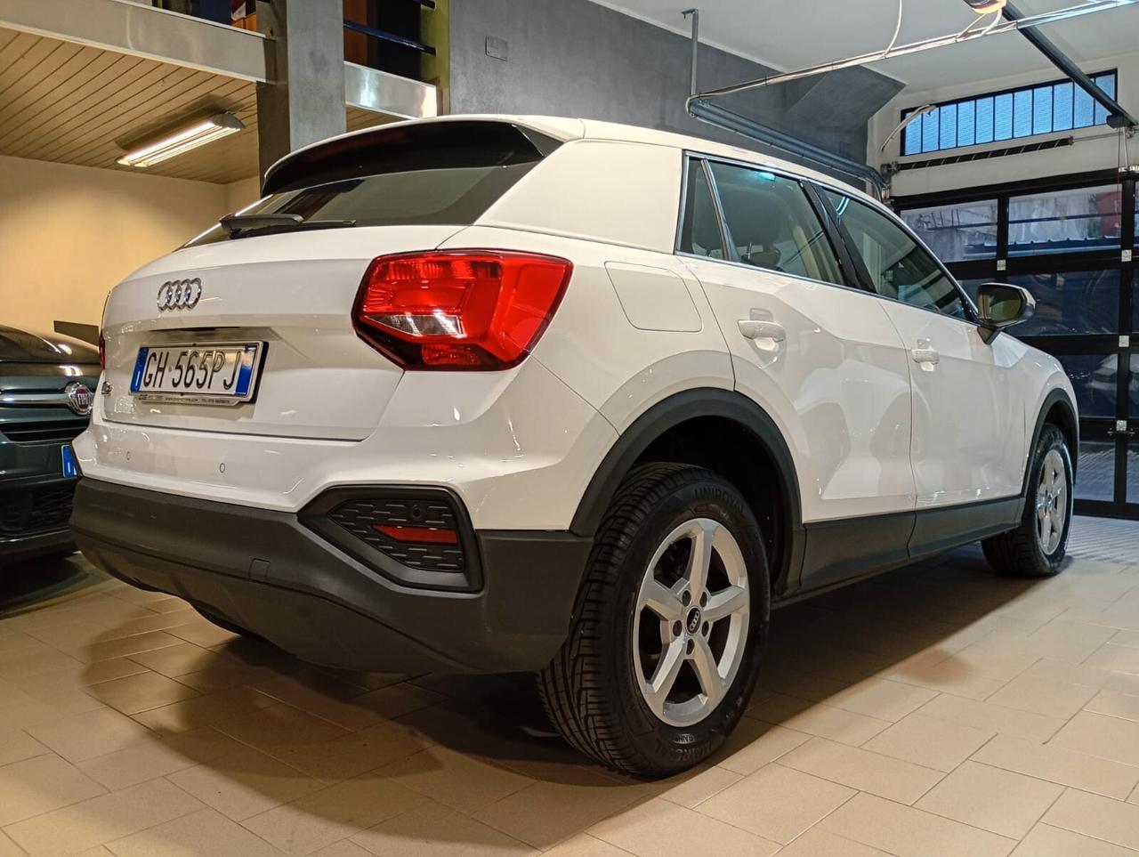 Audi Q2 30 TDI Business