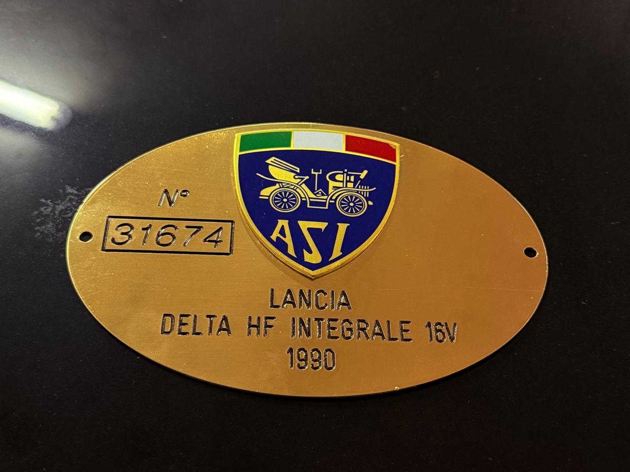 LEGGENDARIA LANCIA DELTA HF INTEGRALE 16 V