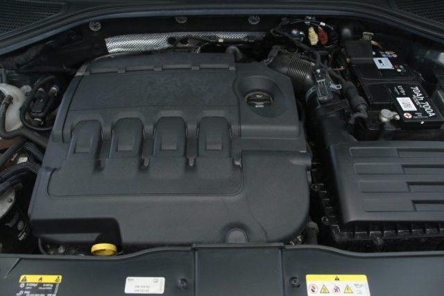 VOLKSWAGEN T-Roc 1.6 TDI SCR Sport BMT FARI FULL LED/BLACK PACK