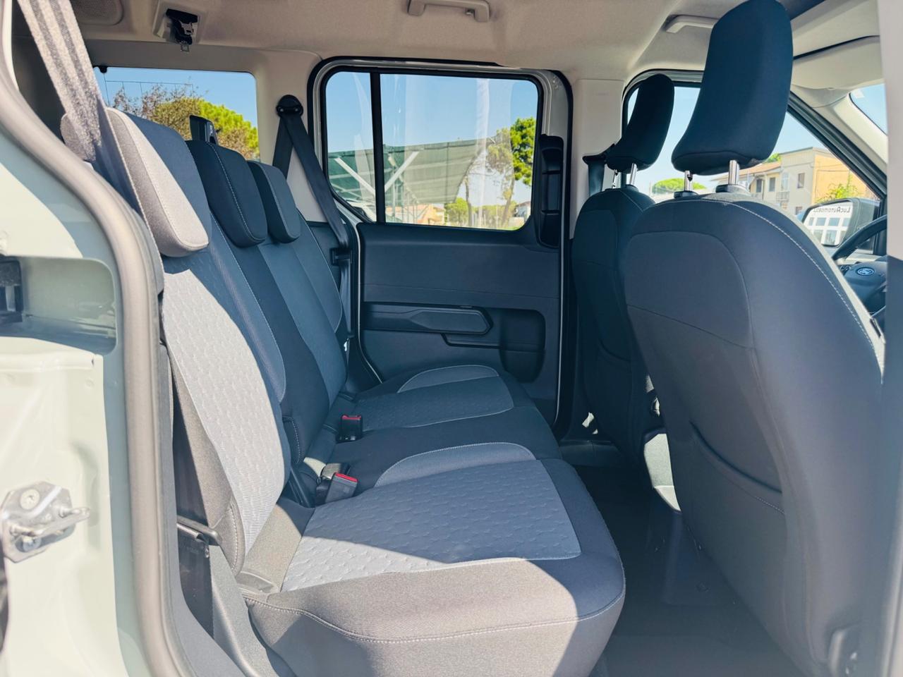Ford Tourneo Courier 1.0 EcoBoost Active