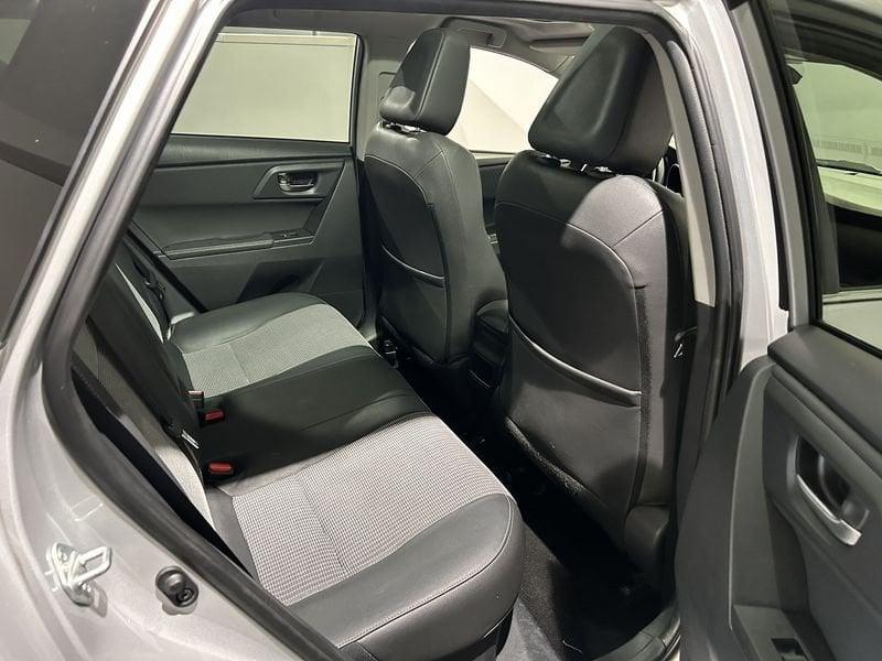 Toyota Auris Auris Touring Sports 1.8 Hybrid Lounge AREA C FREE