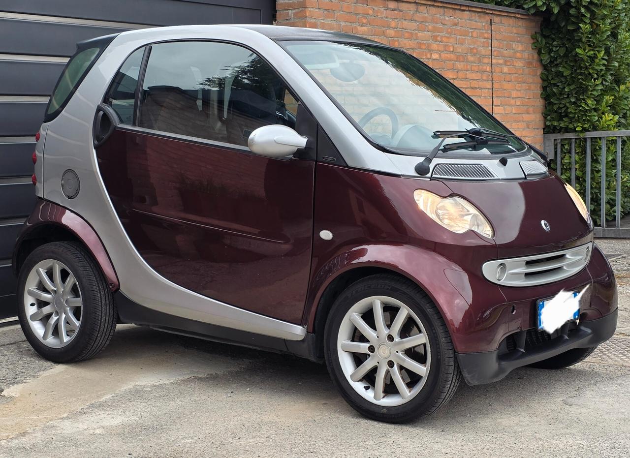 Smart ForTwo 700 coupé pure (45 kW)