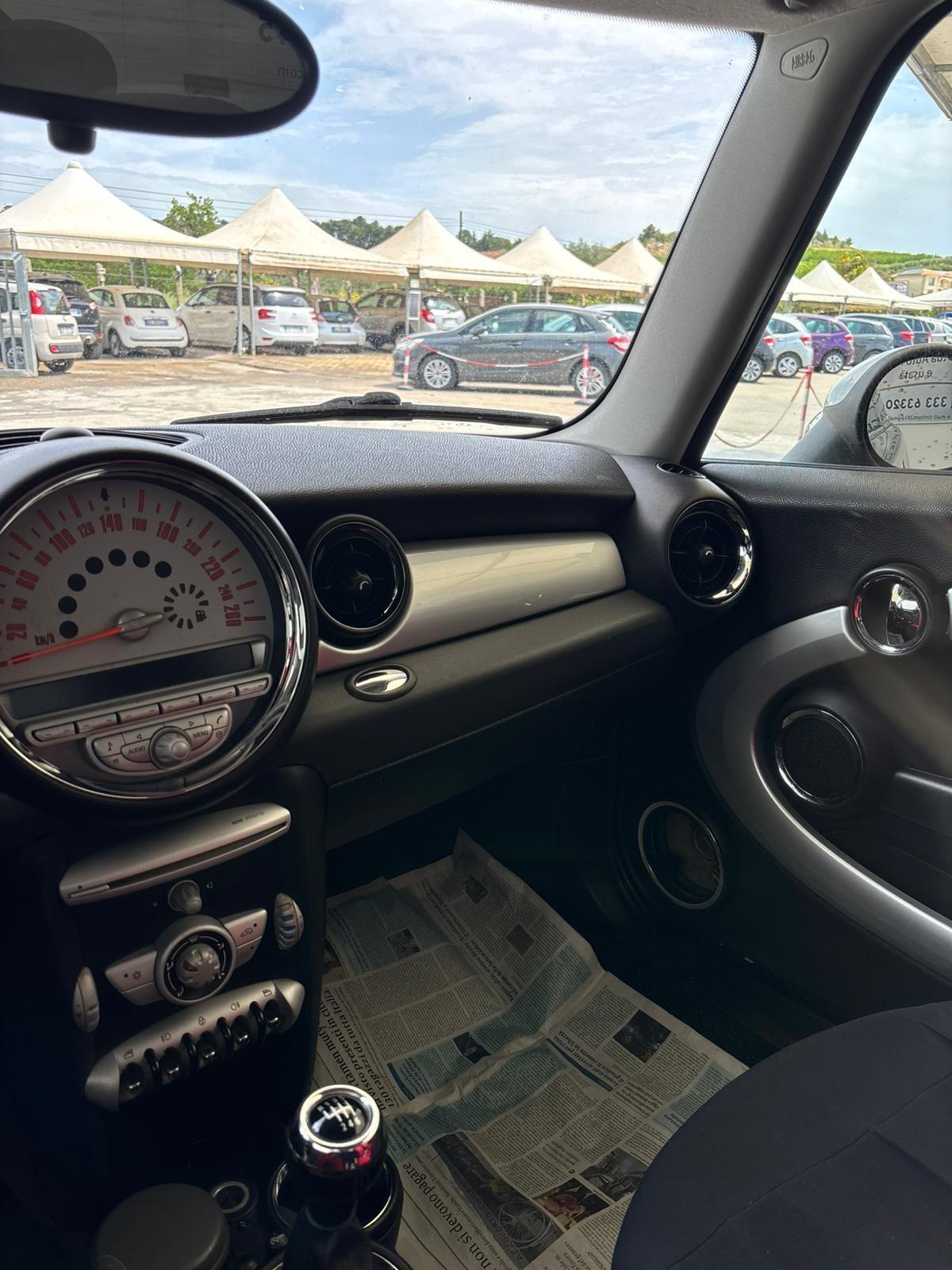 MINI COOPER 1.6 COOPER D