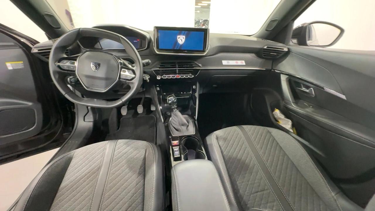 Peugeot 2008 PureTech 100cv Allure '25