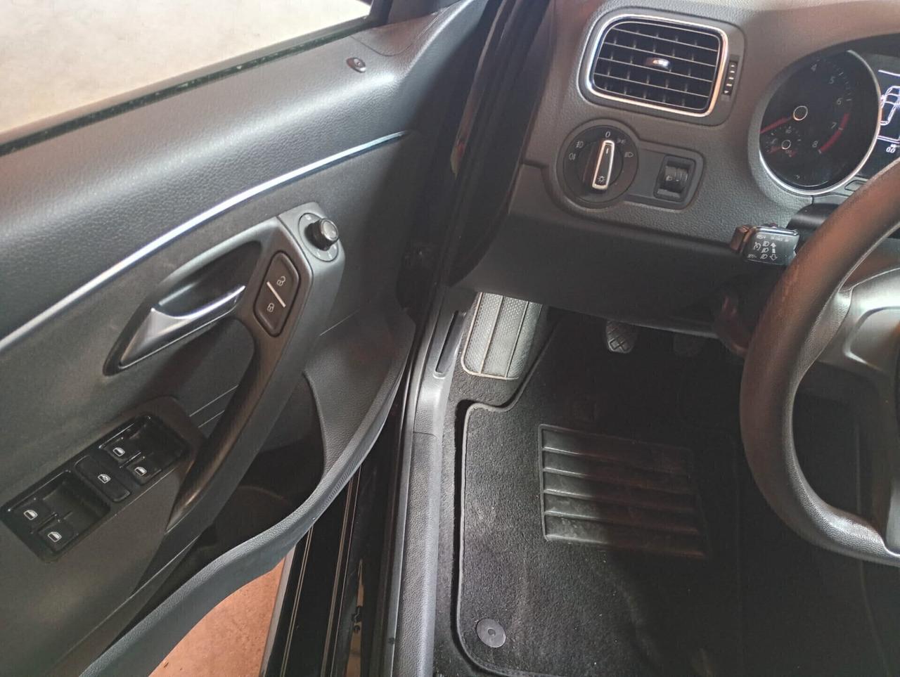 Volkswagen Polo 1.0 MPI 5p. Trendline OK NEO