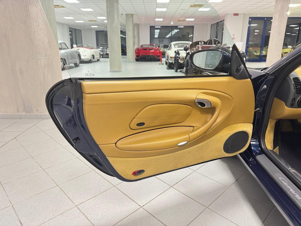 Porsche 996 Carrera
