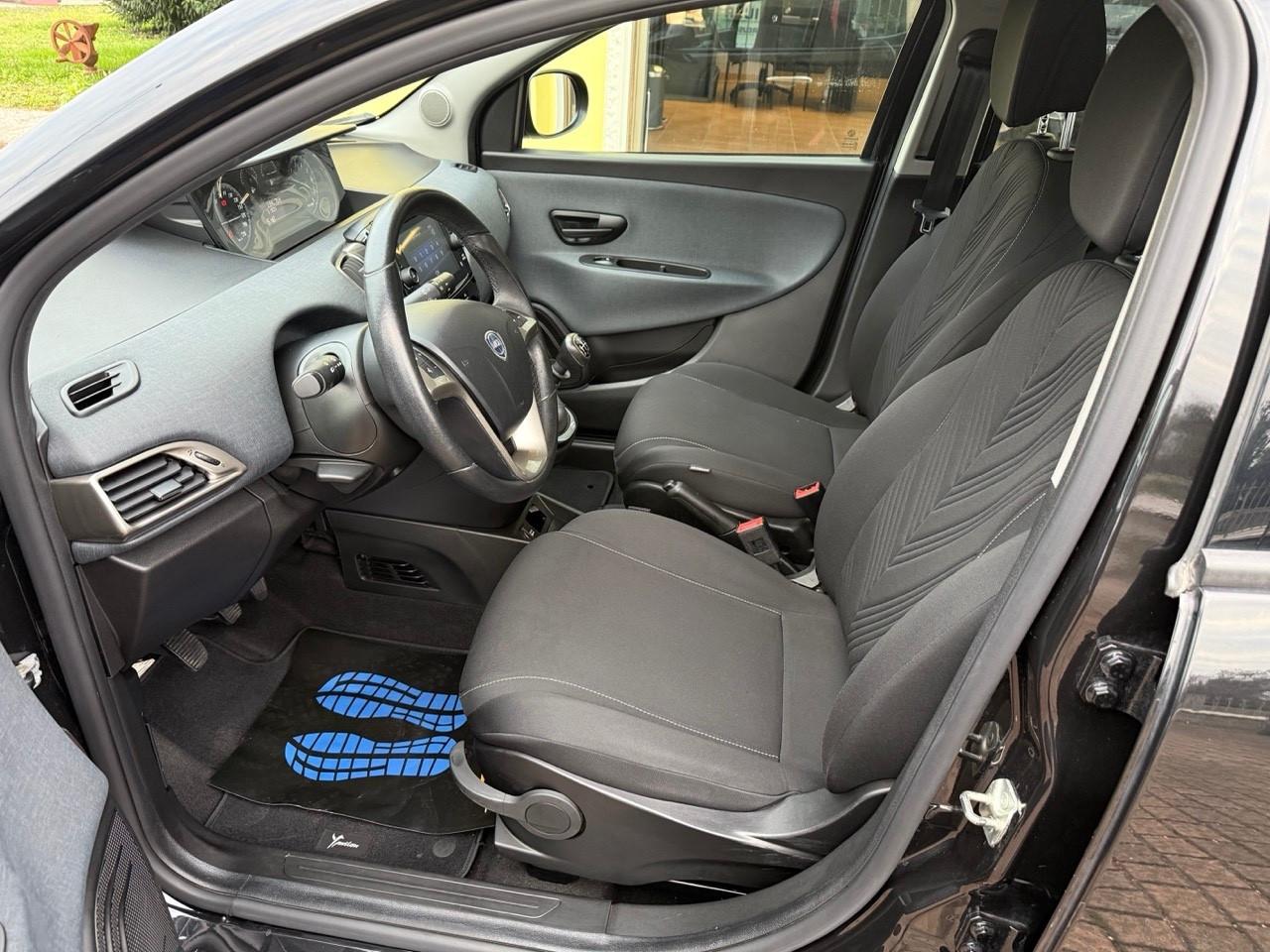 Lancia Ypsilon 1.0 FireFly 5 porte S&S Hybrid Gold SOLI 5MILA KM