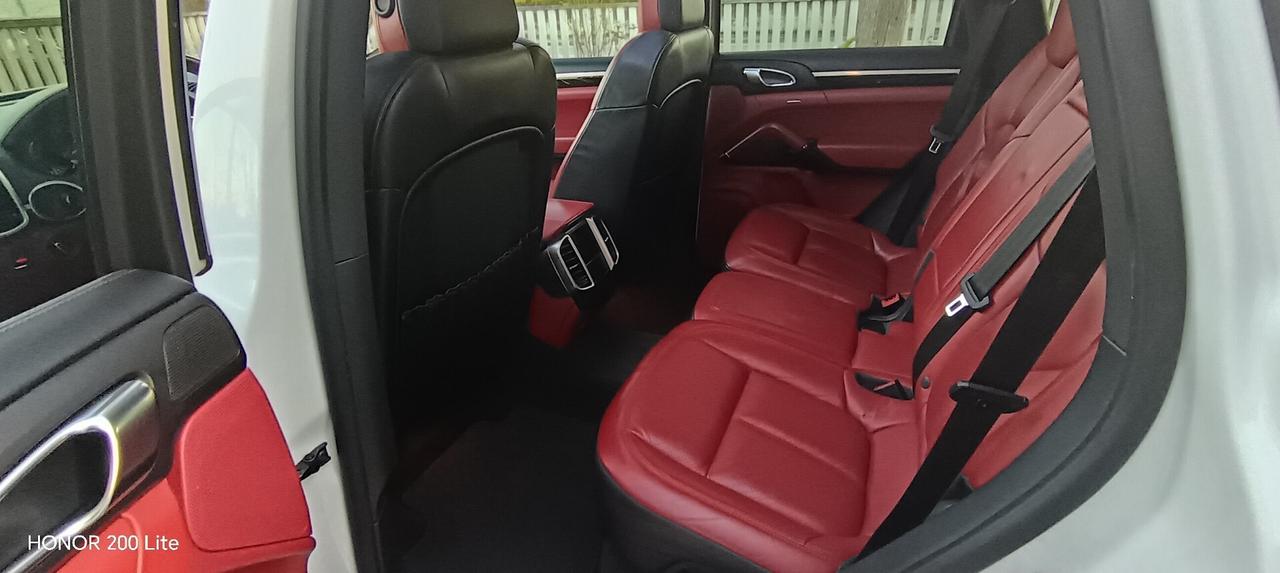 Porsche Cayenne 3.0 Platinum Edition gancio traino