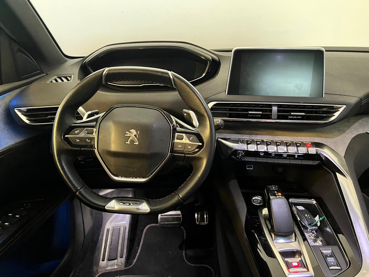 Peugeot 3008 Hybrid4 300 e-EAT8 GT