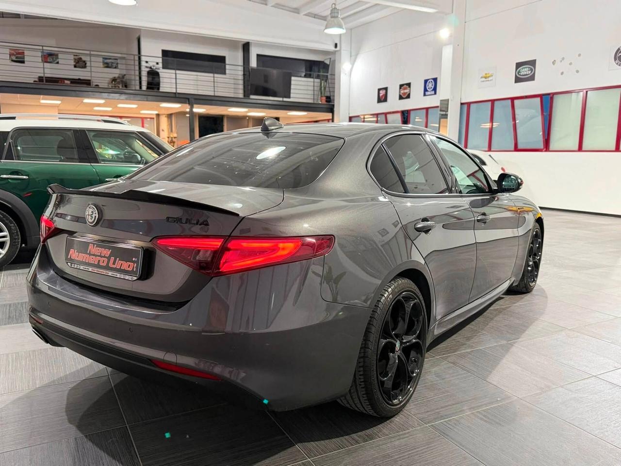Alfa Romeo Giulia 2.2 At8 160cv 2020 Veloce My20