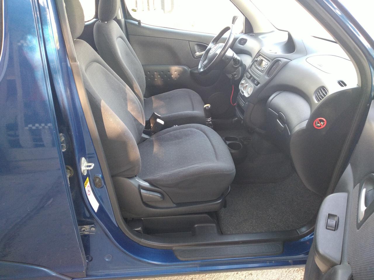 Toyota Yaris Verso 1.4 Tdi D-4D cat Sol '03