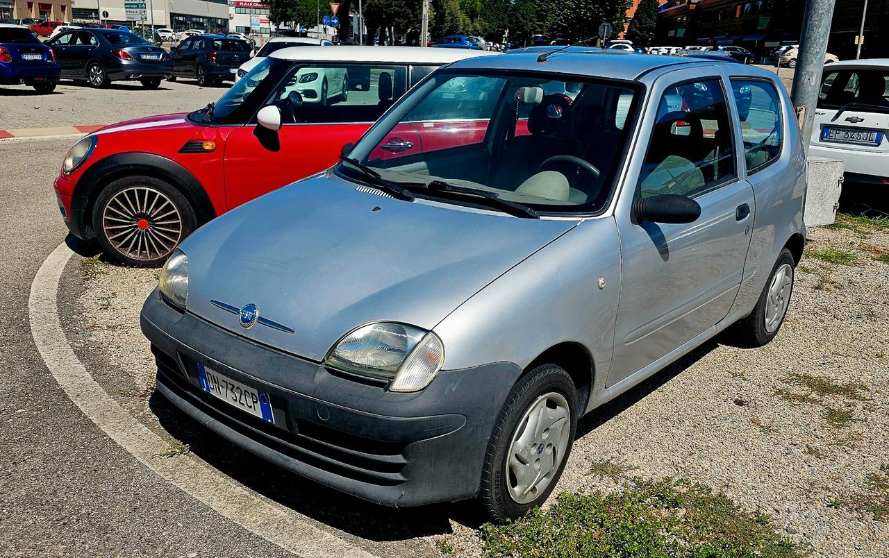 Fiat 600 1.1 Active