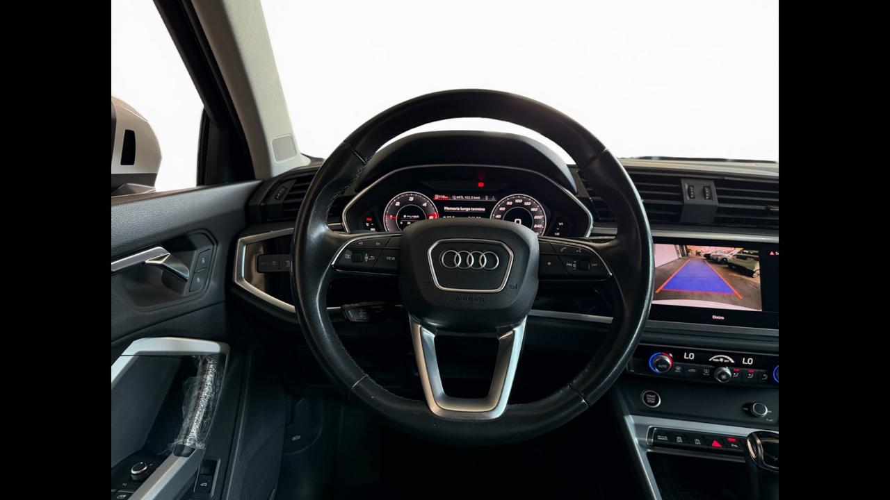 AUDI Q3 II 2018 - Q3 35 2.0 tdi Business s-tronic