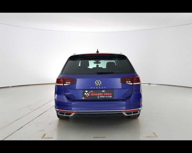 VOLKSWAGEN Passat Variant 2.0 TDI SCR EVO DSG Executive