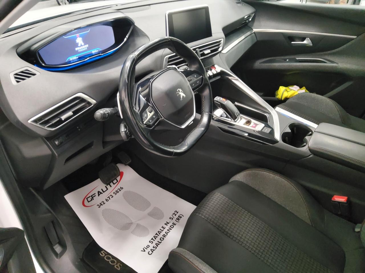 Peugeot 5008 BlueHDi 130 S&S Business