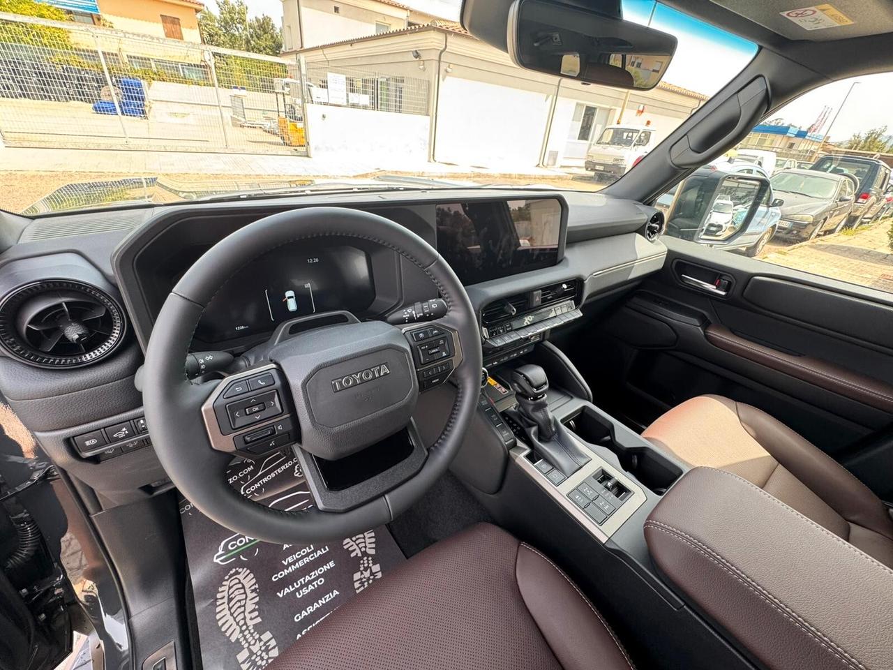 TOYOTA LAND CRUISER 7 POSTI - KM ZERO