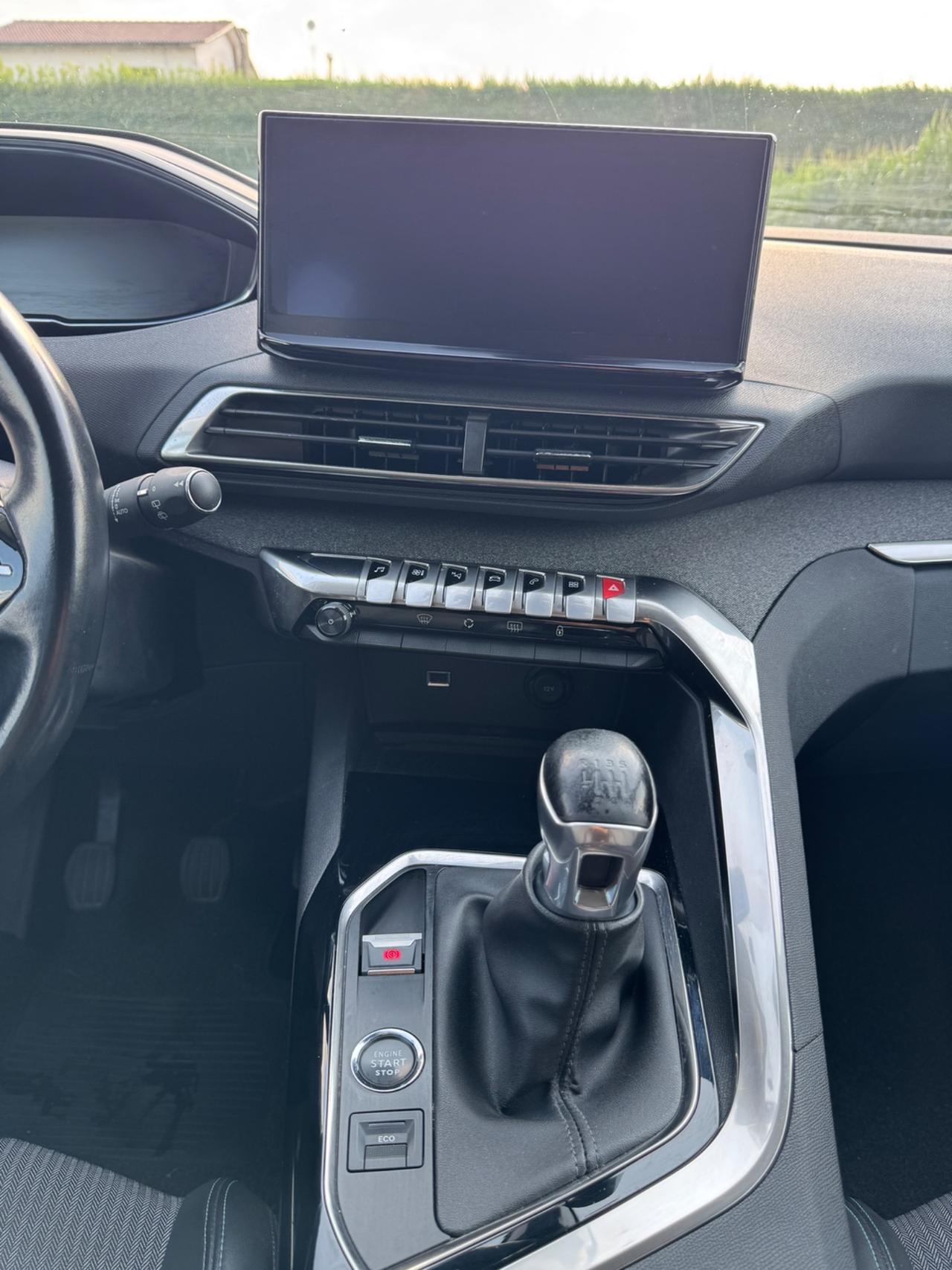 PEUGEOT 3008 1.5 Blu HDI DIESEL FULL OPTIONAL