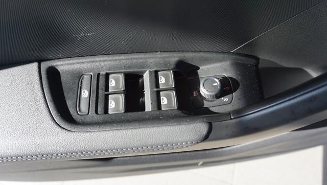 AUDI A1 SPB 30 TFSI S-Tronic Identity Black