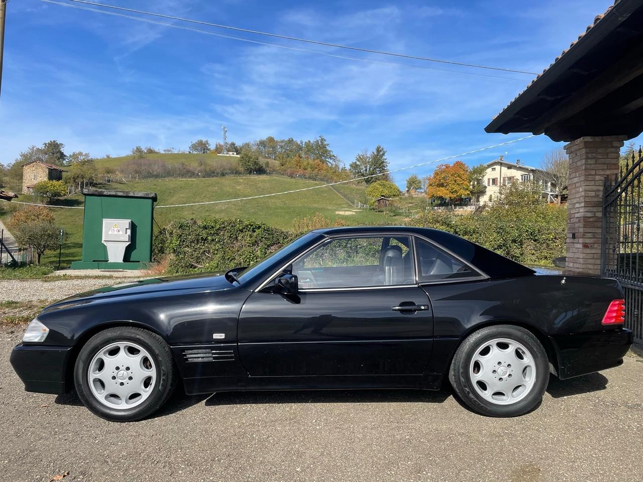 Mercedes-Benz SL 300