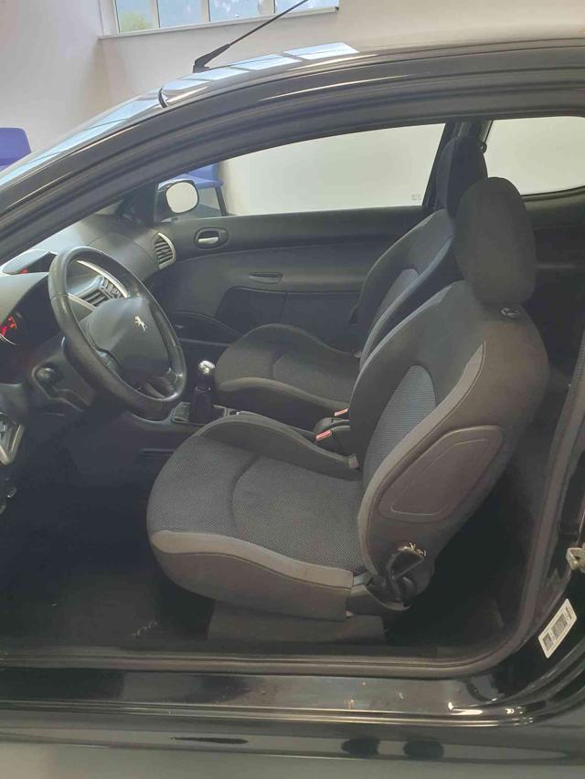 PEUGEOT 206 Plus 1.1 60CV 3p. Plus