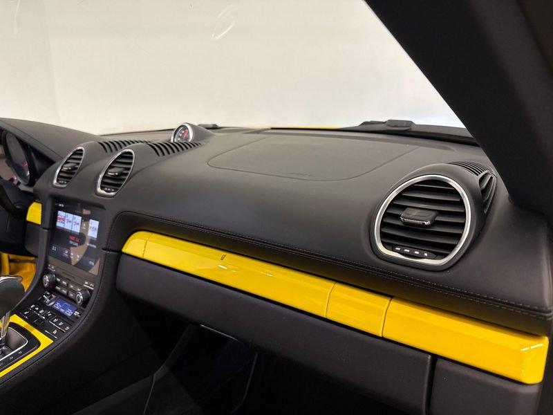 Porsche 718 2.0 Cayman Style Edition