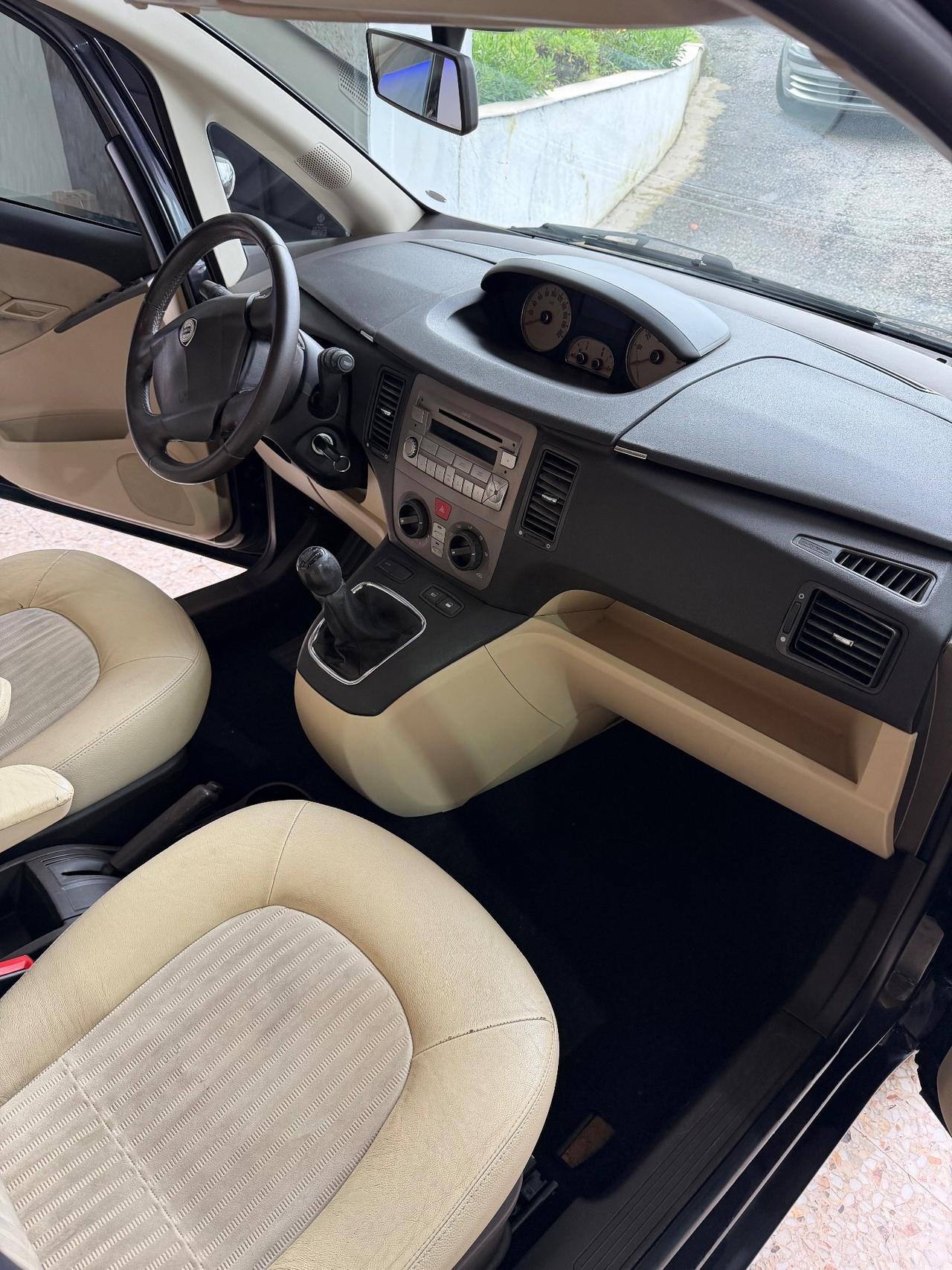 Lancia MUSA 1.3 Multijet Platino Tetto Full