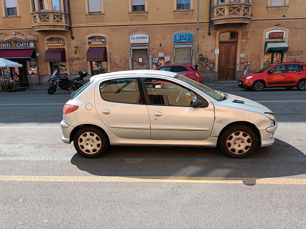 Peugeot 206 - APERTI AD AGOSTO