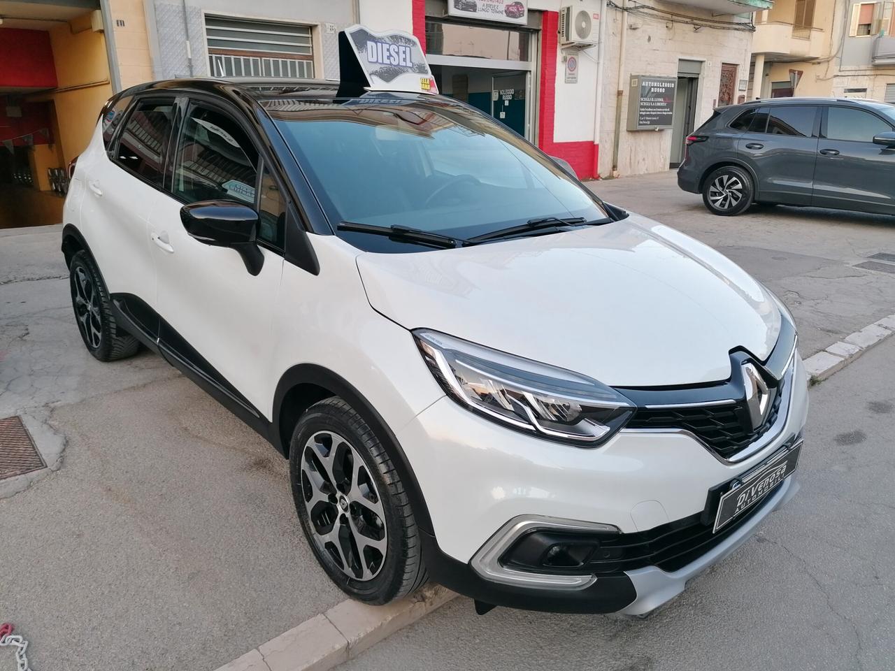 Renault Captur dCi 8V 110 CV Start&Stop Energy Initiale Paris