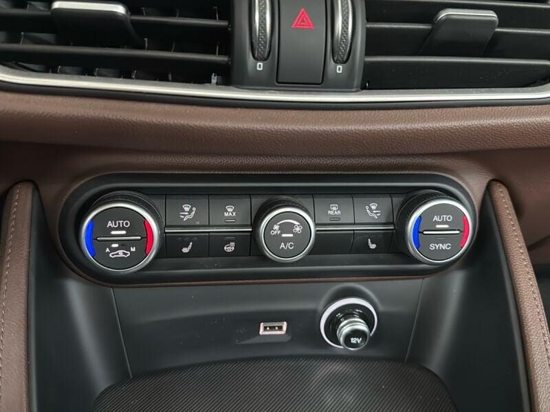 Alfa Romeo Stelvio 2.2 Turbo Diesel 210CV Veloce AT8 Q4