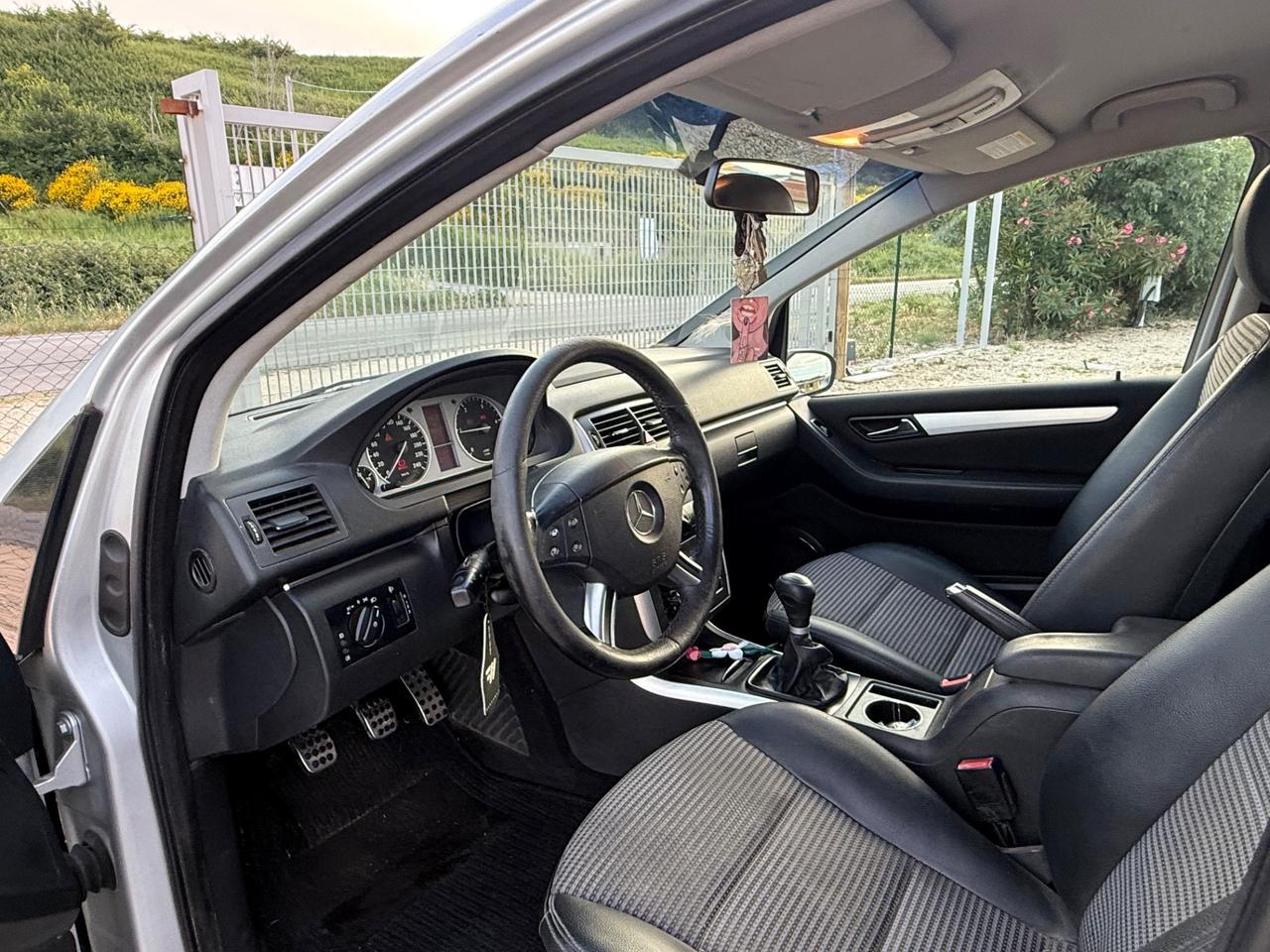 Mercedes-benz B 180 1.200€ PREZZO SHOCK