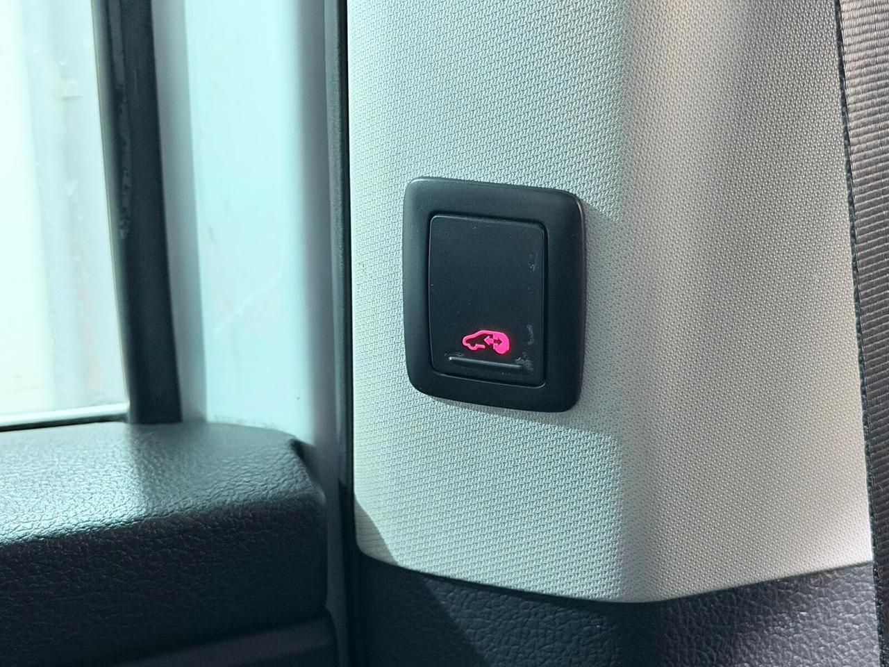 VW SHARAN 2.0TDI 150CV DSG 7POSTI GANCIO TRAINO