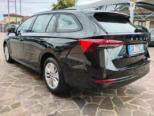 SKODA Octavia 2.0 TDI EVO SCR Wagon Executive DSG
