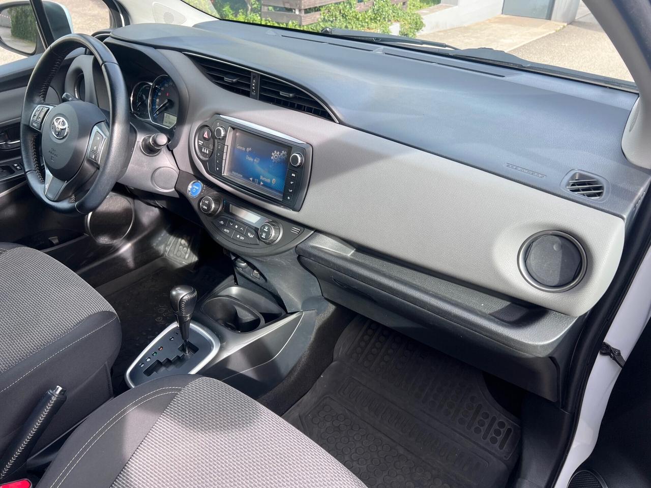 Toyota Yaris 5pt 1.5h 75cv Active OK NEOPAT. TELCLIMA/CAMERA