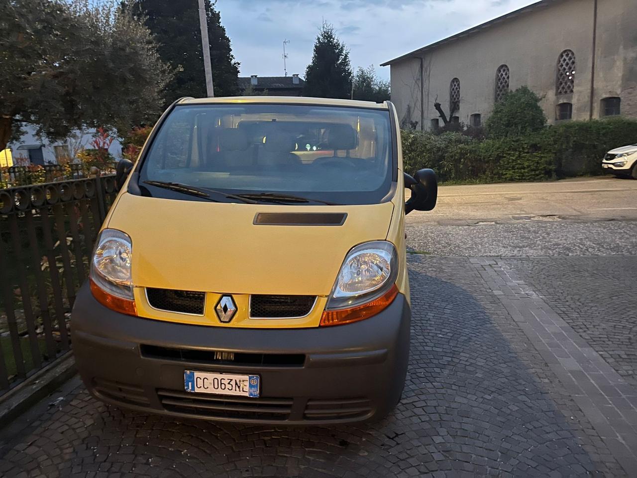Renault Trafic T27 1.9 dCi/82CV PC-TN Furgone