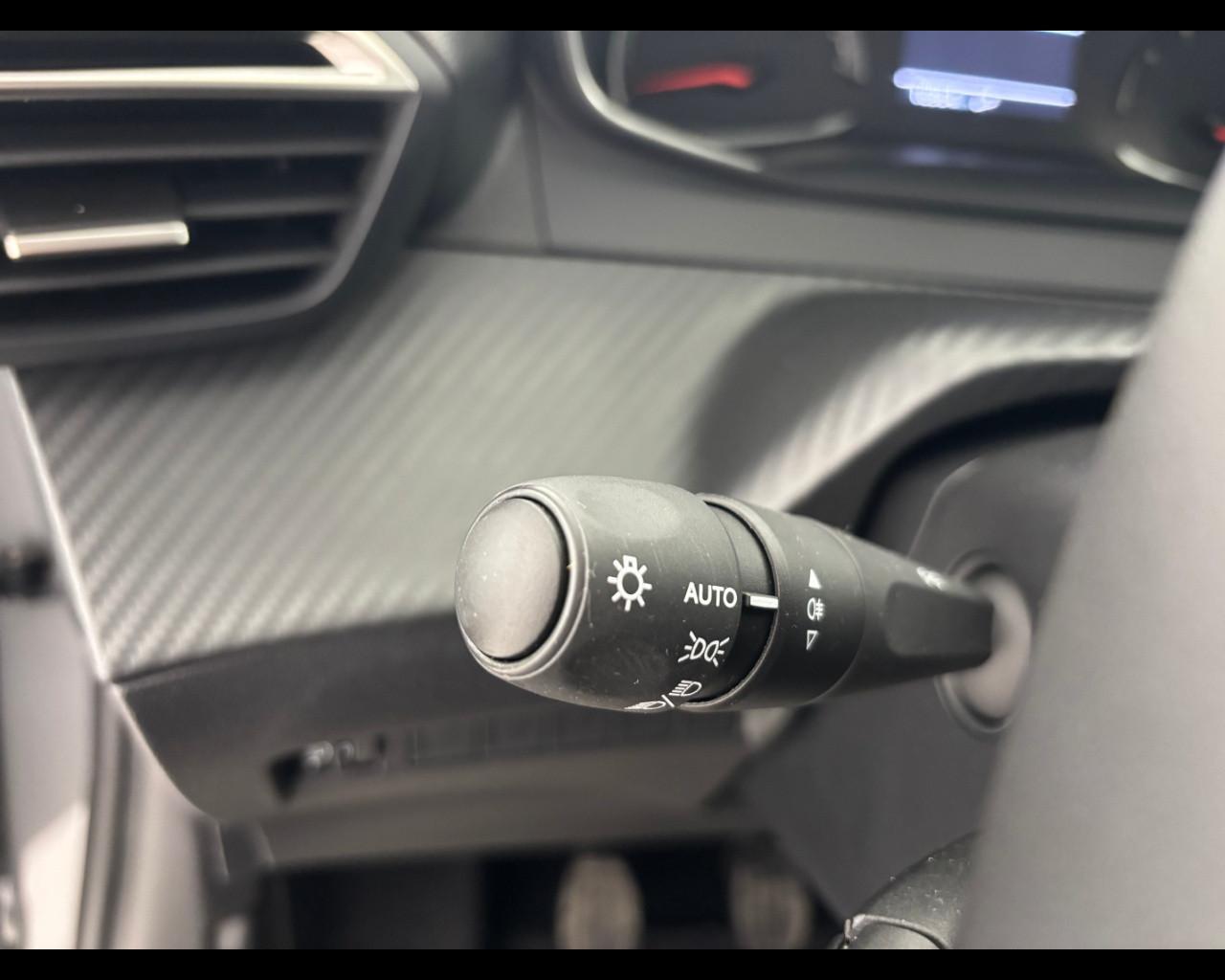 PEUGEOT 208 1.2 puretech Active s&s 75cv