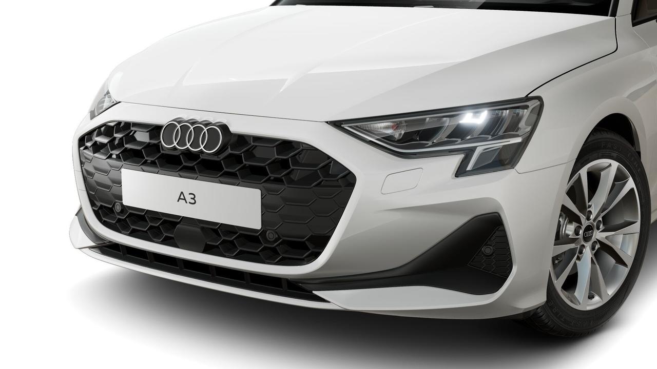AUDI Audi A3 Sportback Business TFSI 85 kW 6-marce