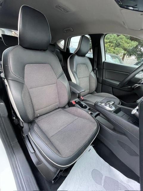 Renault Captur Plug-in Hybrid E-Tech 160 CV Intens