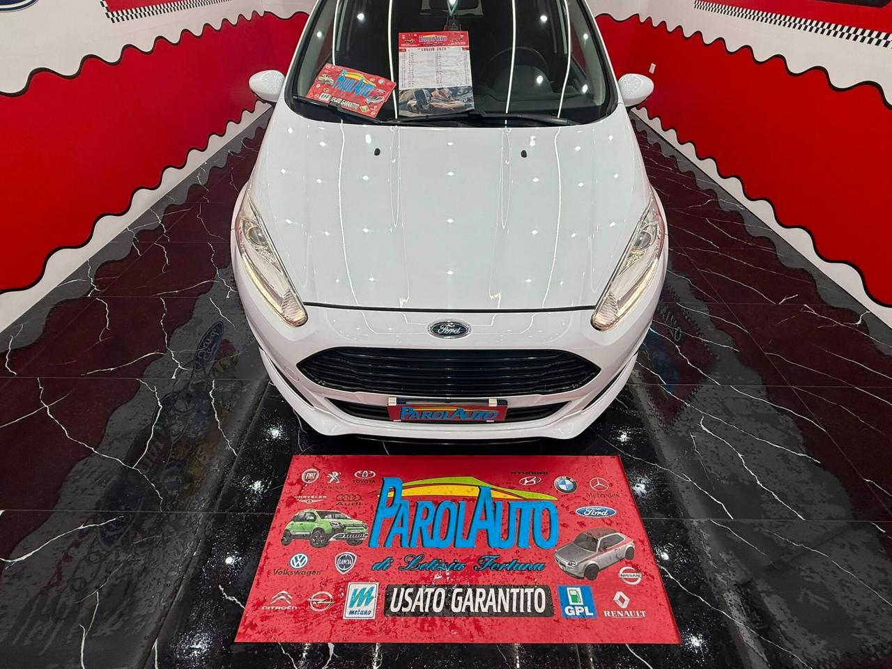 Ford Fiesta 1.5 TDCi 75cv BLACK-WHITE - 2014