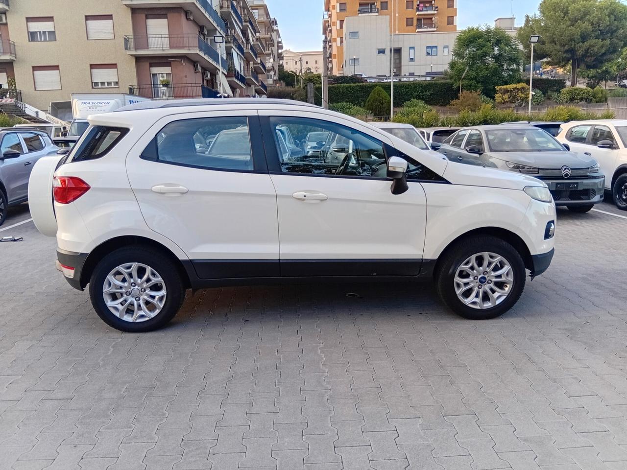 Ford EcoSport 1.5 CONFORT E PRATICITÀ