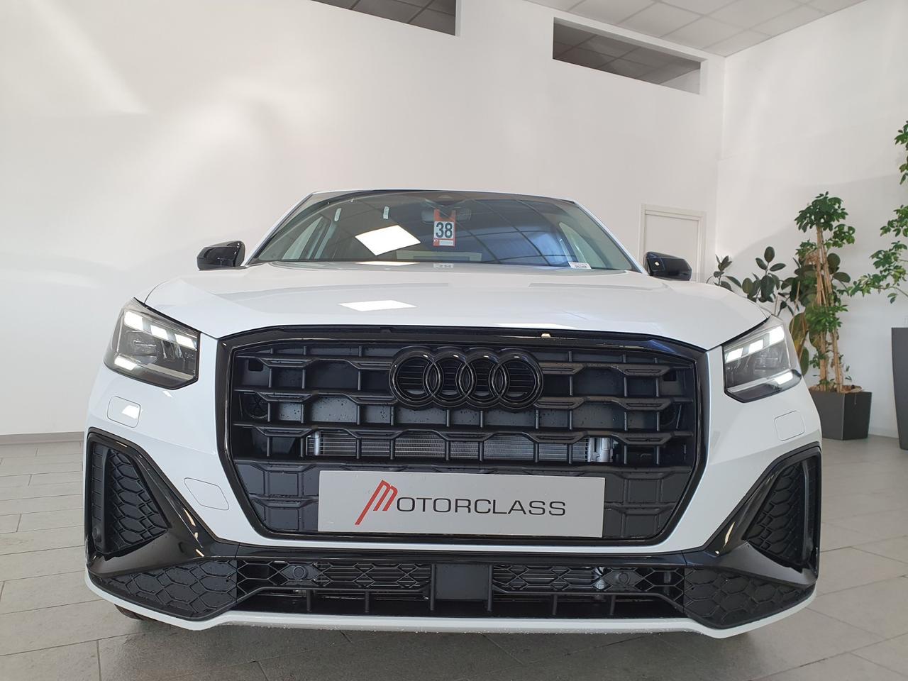 Audi Q2 30 2.0 tdi identity black s tronic