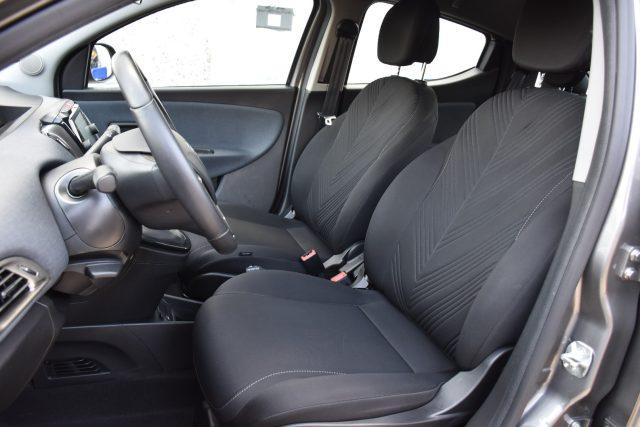 LANCIA Ypsilon 1.0 FireFly 5 porte S&S Hybrid Gold