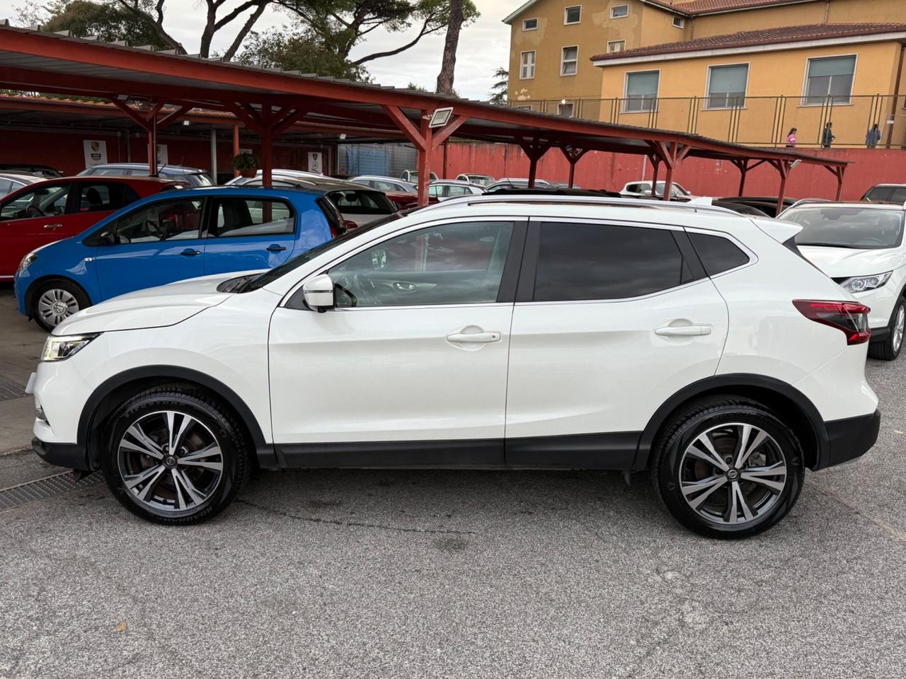 Qashqai 1.5 dCi 115 CV Tekna( 65 mil km )-rate-garanzia