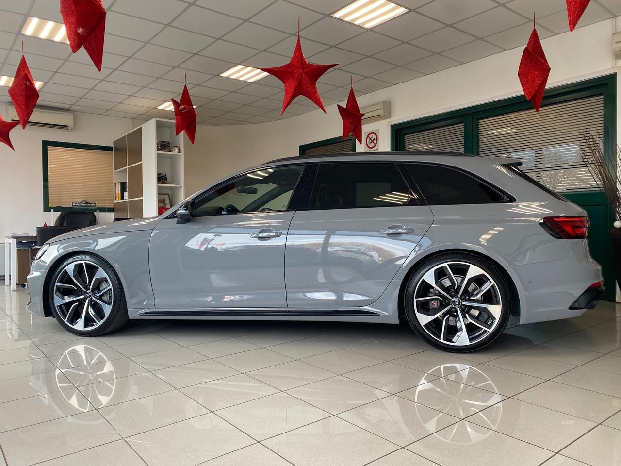 Audi A4 RS 4 Avant 2.9 TFSI quattro tiptronic