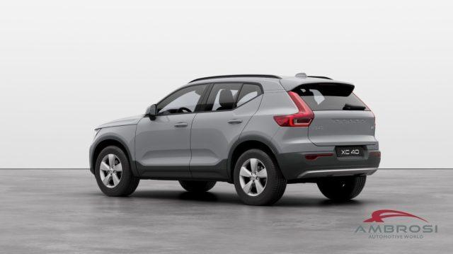 VOLVO XC40 B3 Mild hybrid Benzina Essential