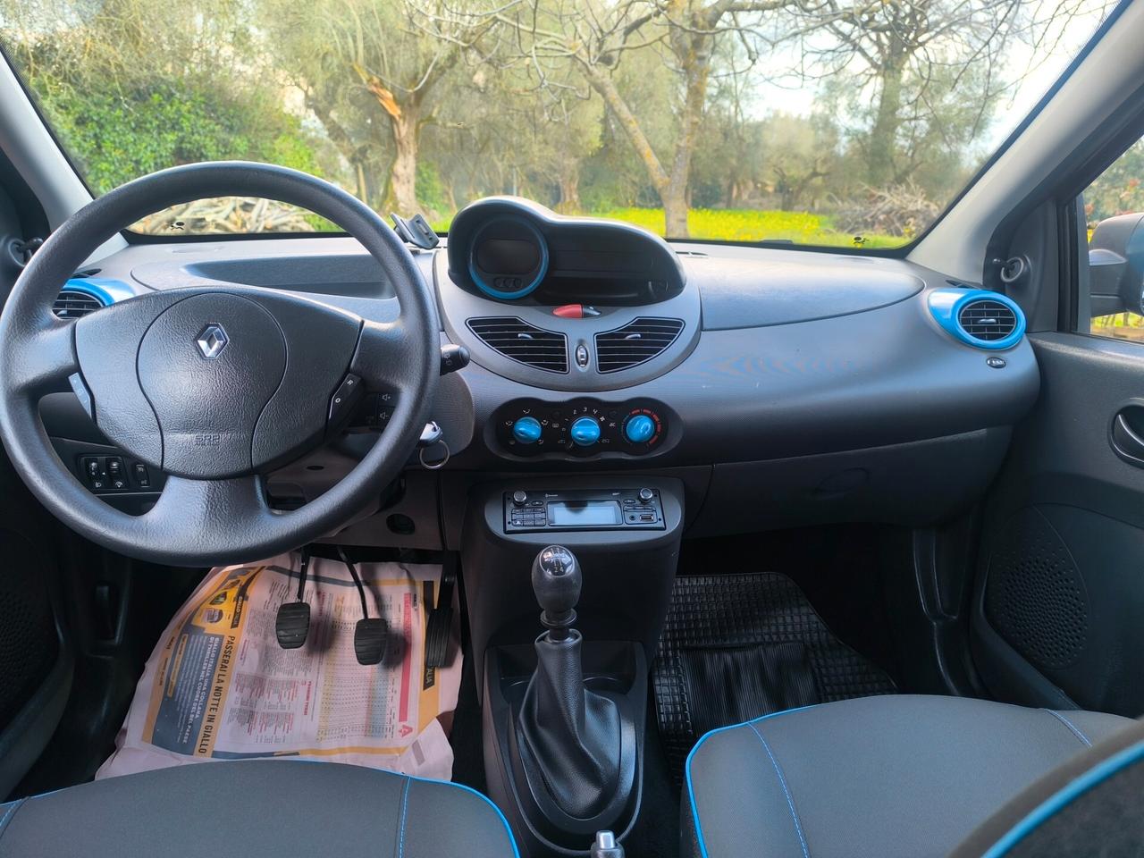 Renault Twingo 1.2 16V Live