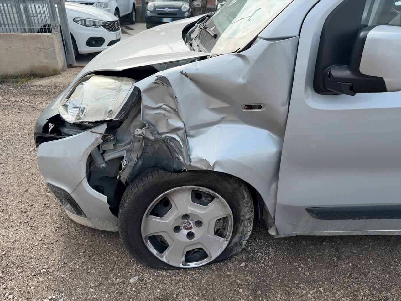 FIAT QUBO 2017 1.4 NATURAL/POWER 70 CV *SINISTRATO