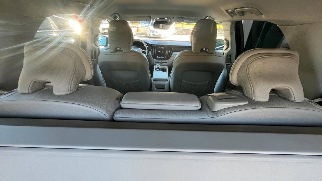 Volvo XC 60 XC60 B4 (d) AWD Geartronic Inscription